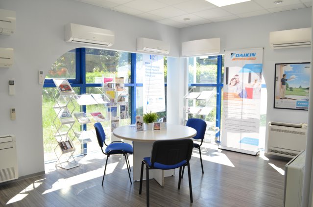 hall d'exposition climatisation caleco HYERES